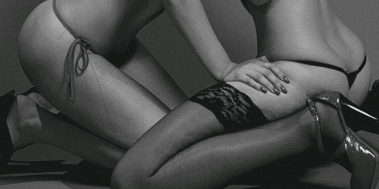 Tinder, Matches y Capitalismo Emocional: Cómo Convertir Likes en Dinero Azul