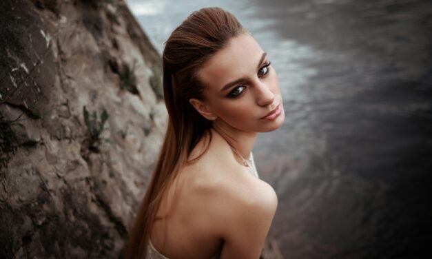 3 Estrategias para Ganar Dinero en OnlyFans (o cómo dejar de subir fotos al vacío digital)